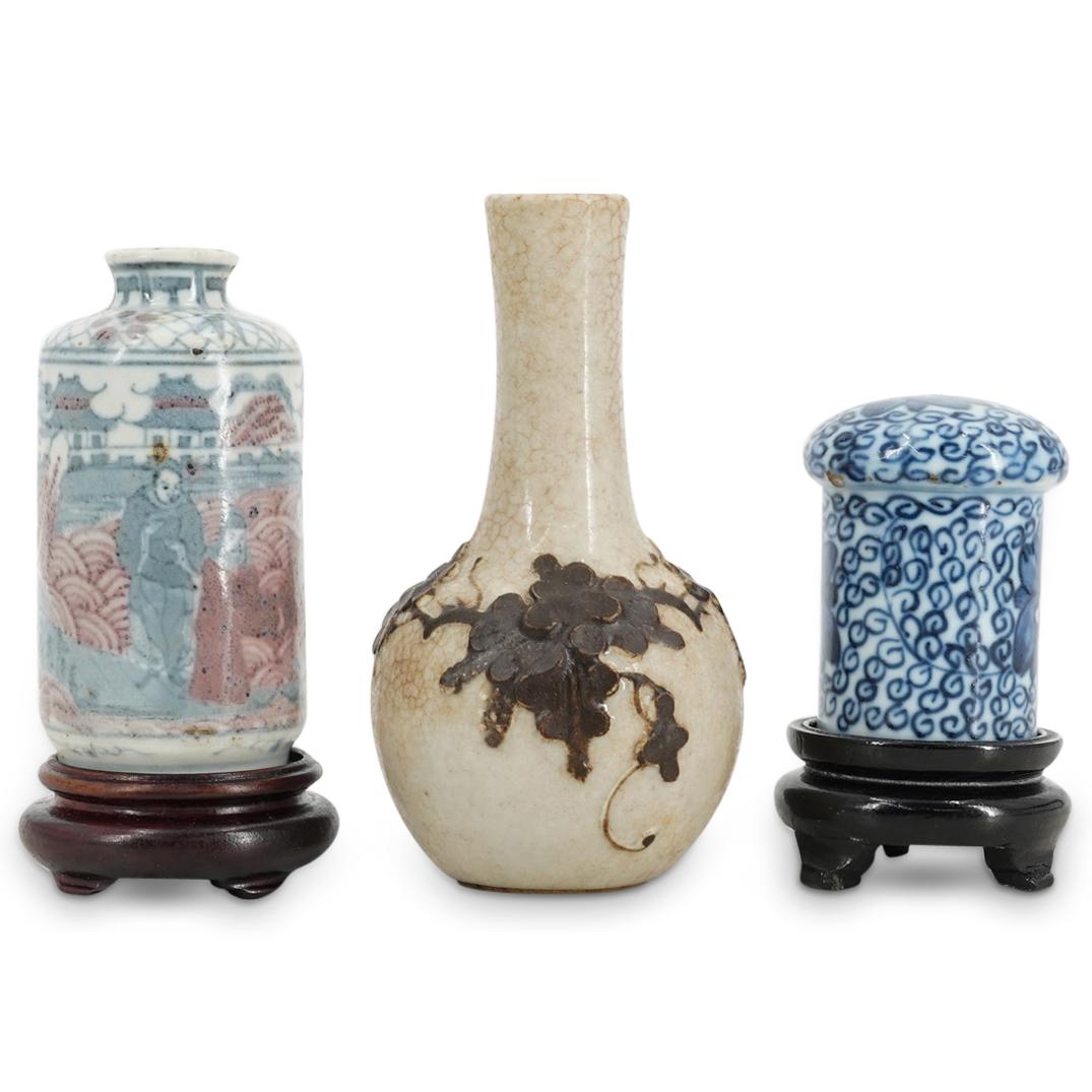 (3Pc) Antique Chinese Miniature Porcelain Vases (1 of 7)