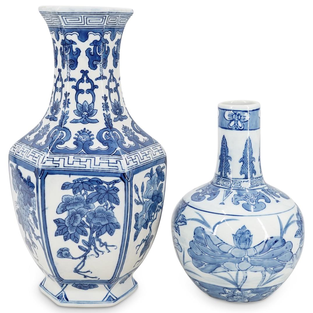 (2 Pc) Chinese Blue & White Glazed Porcelain Vases (1 of 9)