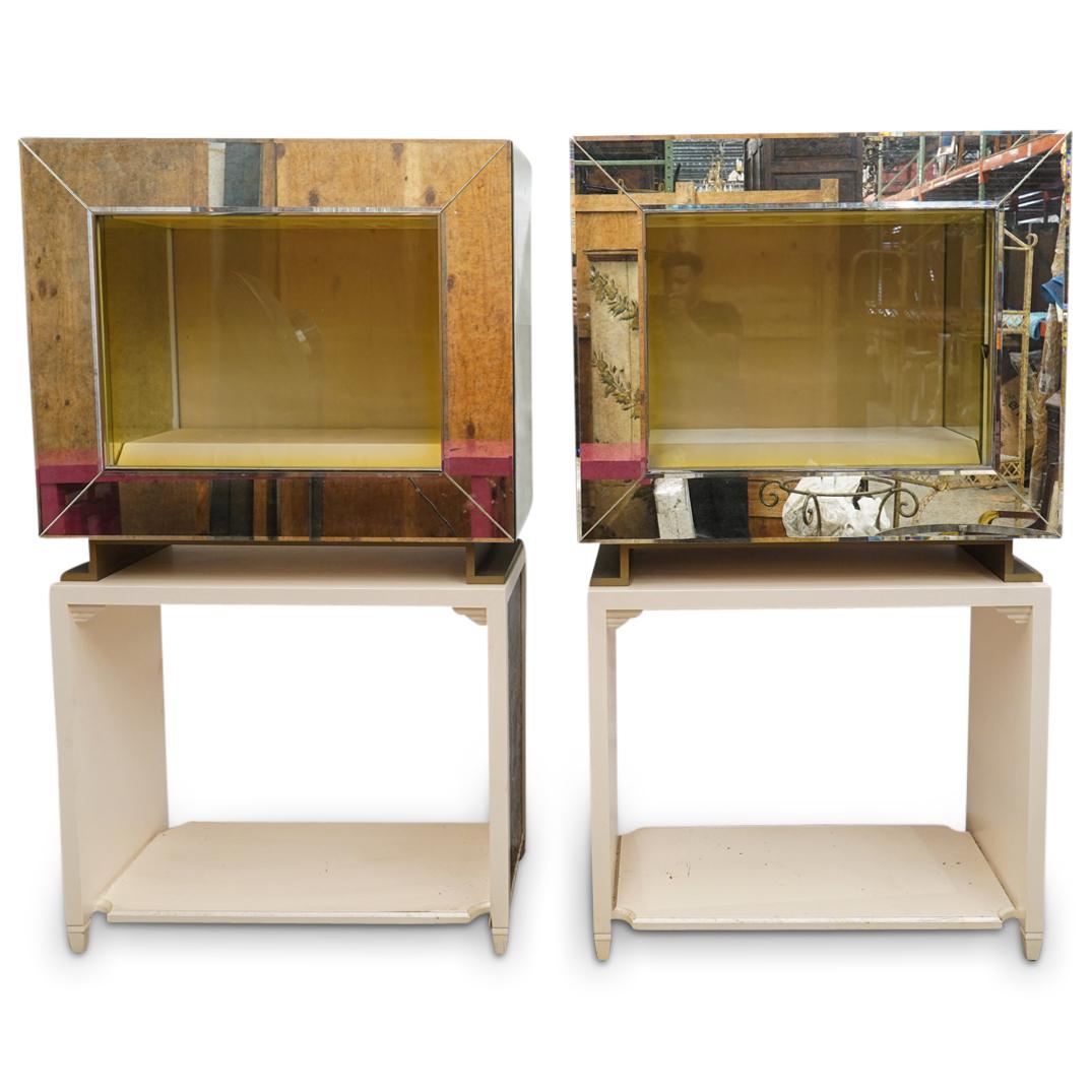 Pair of Fine Jewelry Electrified Showcases (1 of 20)