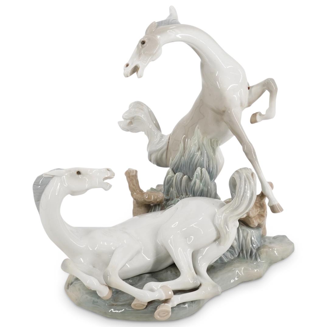 Large Lladro "Two White Horses" Porcelain Figure (1 of 6)