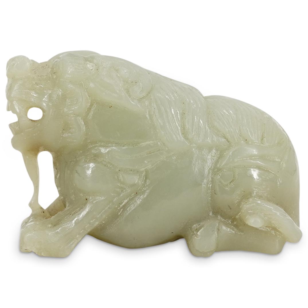 Chinese Qing Dynasty Jade Carving Foo Dog Figurine (1 of 6)
