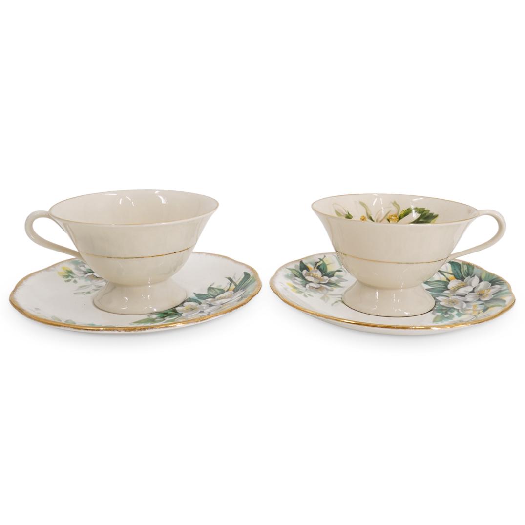 (2 Pc) Vintage Chinese Carved Wood Table Screens (1 of 9)