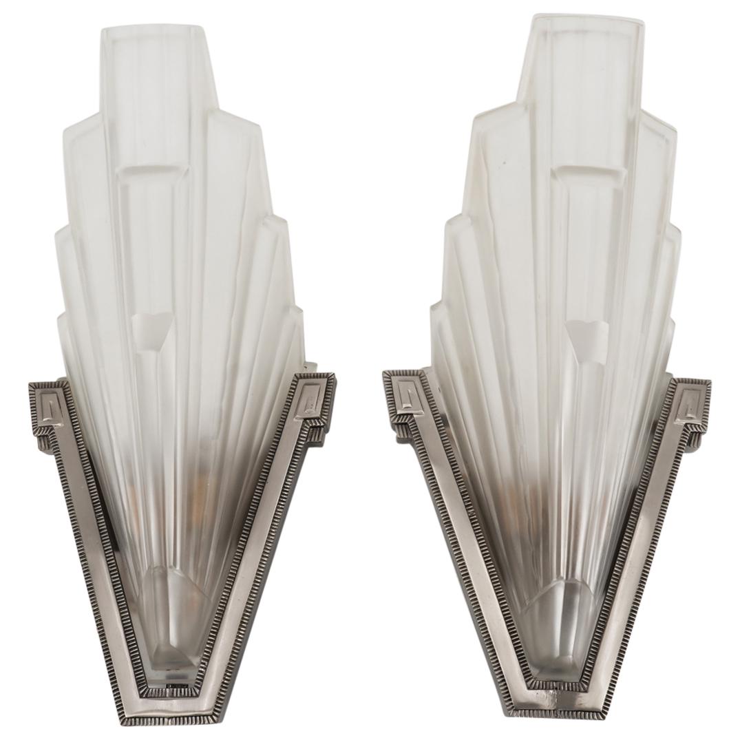 Pair of Art Deco Sabino Style Skyscraper Sconces (1 of 7)