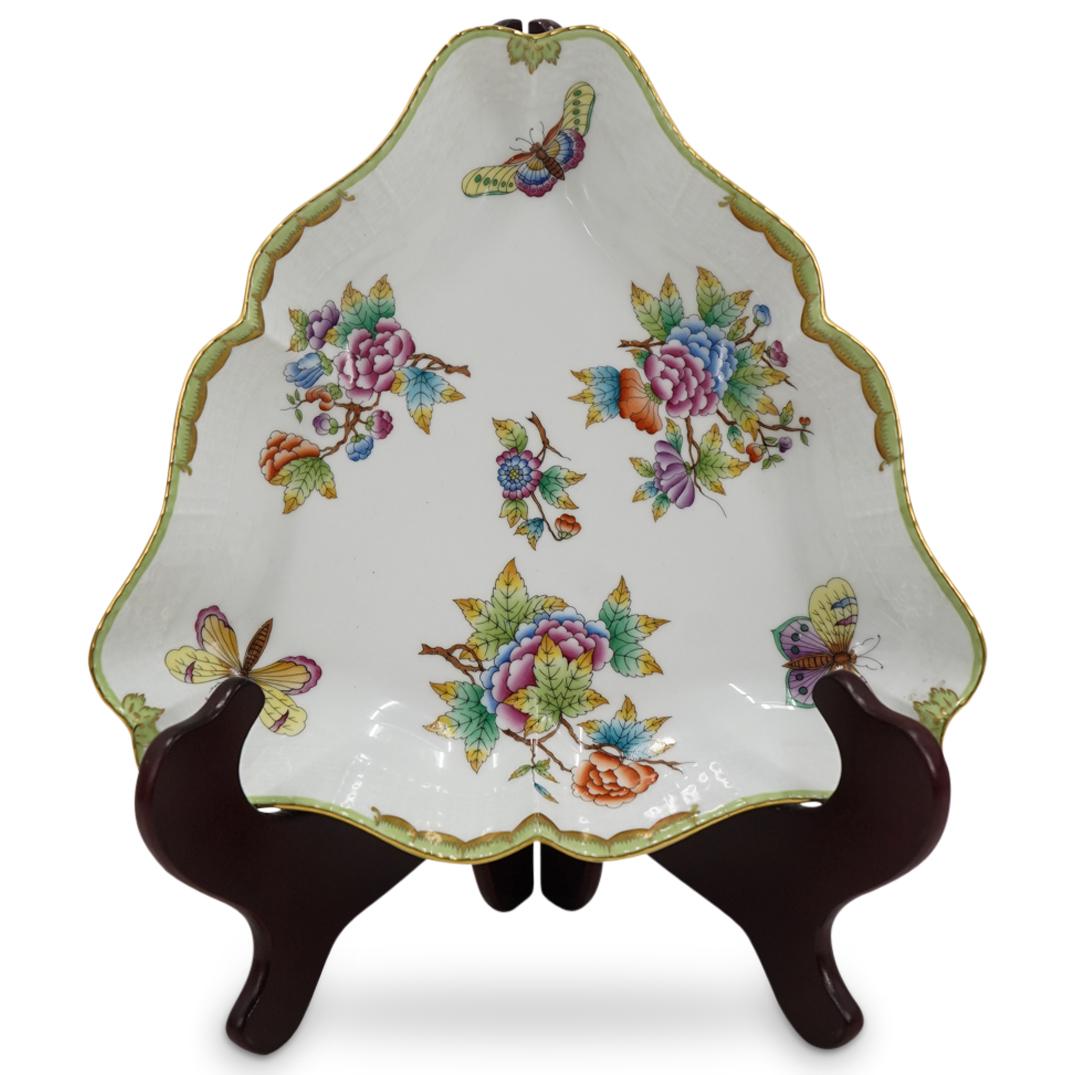 Herend Porcelain Queen Victoria 9" Triangular Vegetable Bowl (1 of 5)