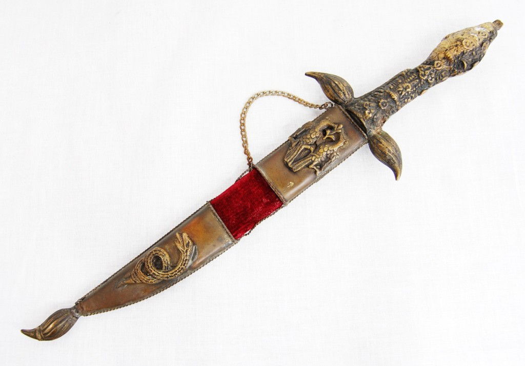 Antique knife. Bronze. 19th century: Antique knife. Bronze. 19th century. Illegible writing on the blade. Very sharp. W:15"