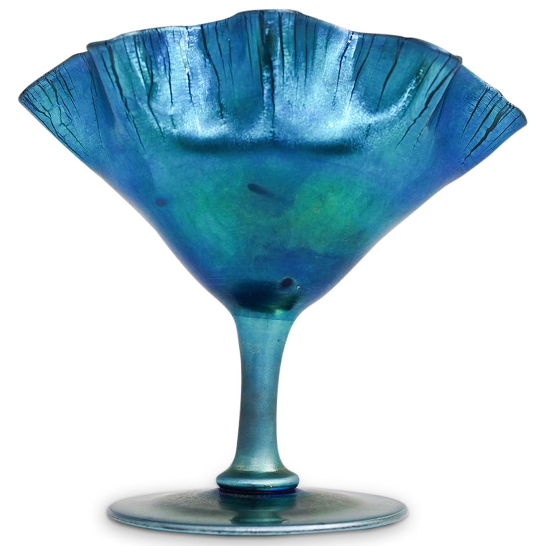 Steuben Blue Aurene Ruffled Fan Vase (1 of 5)