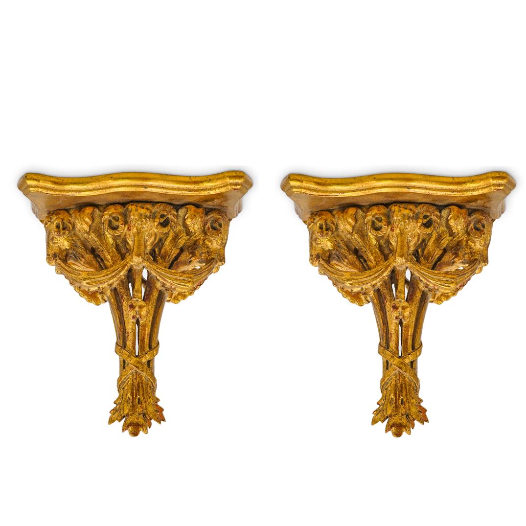 (2 Pc) Gilt Wood Carved Wall Brackets (1 of 2)