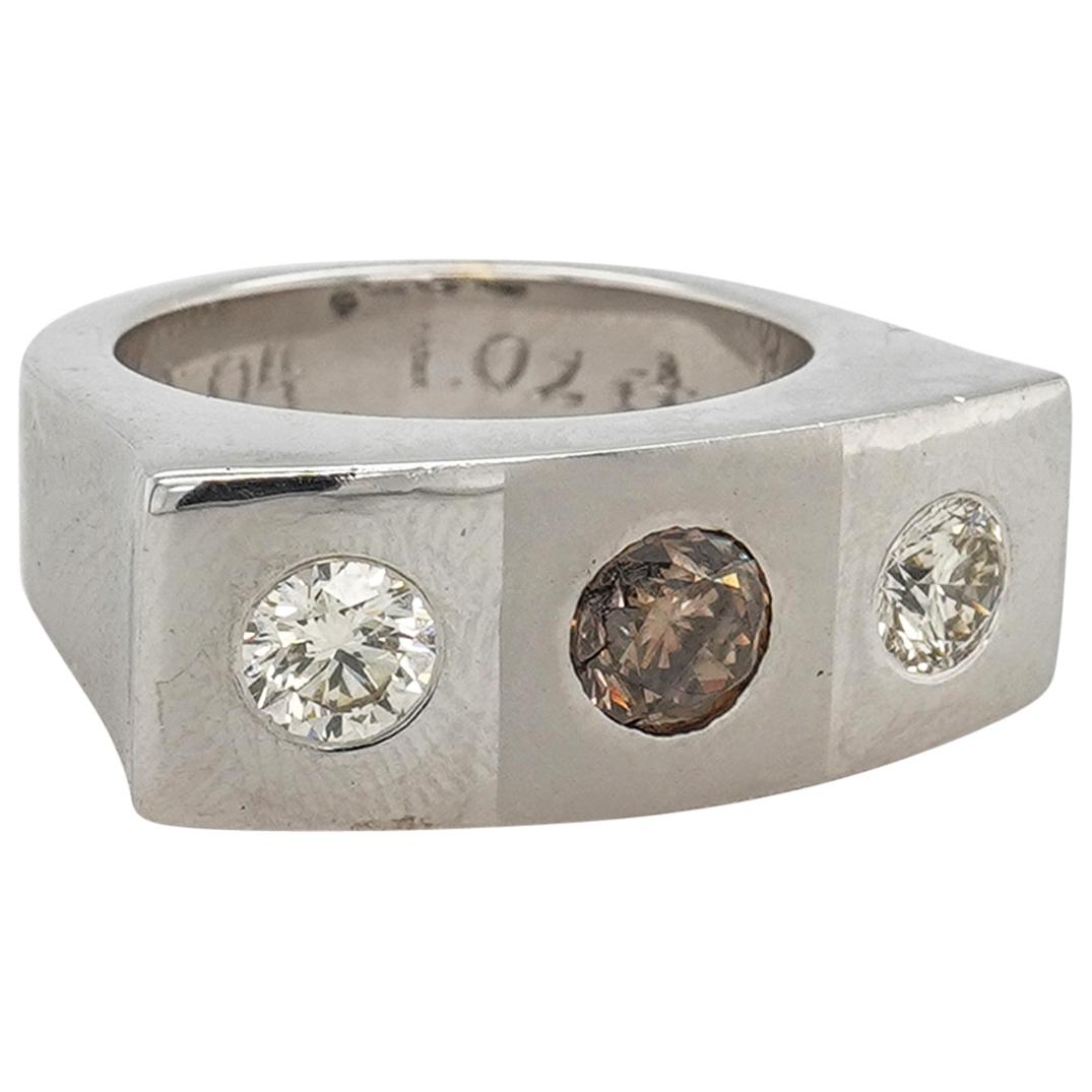 18k Gold and 2.06ct Diamond Ring (1 of 7)