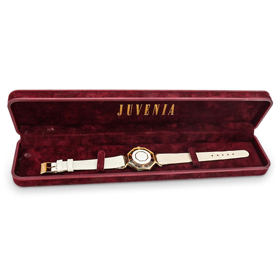 Vintage Swiss Juvenia Seventeen Jewels Wrist Watch (1 of 8)