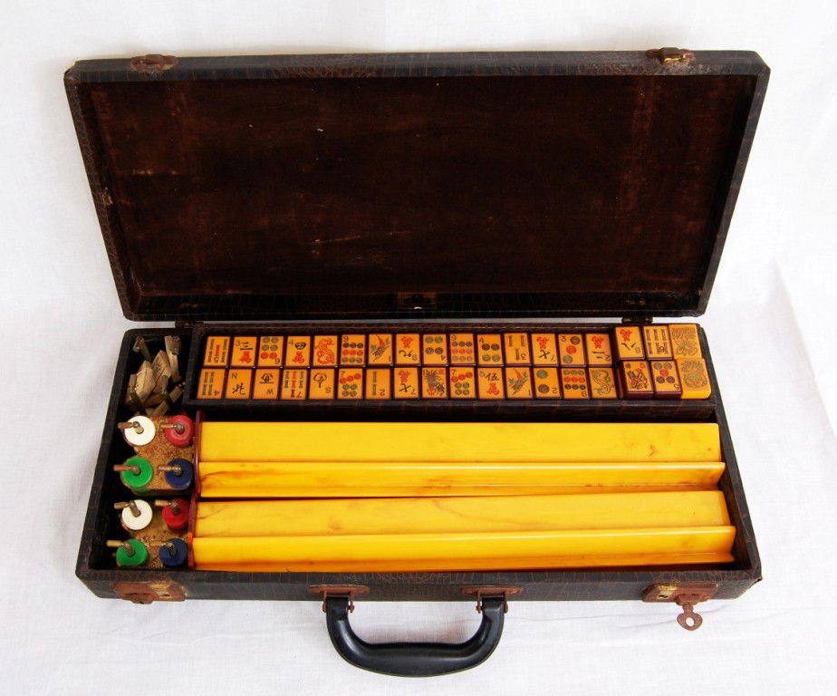 Chinese vintage Mah Jongg set in the original box: DESCRIPTION: Vintage Mah Jongg set in the original leather box with all the pieces CIRCA: 1920s MADE IN: China DIMENSIONS: RESERVE: None