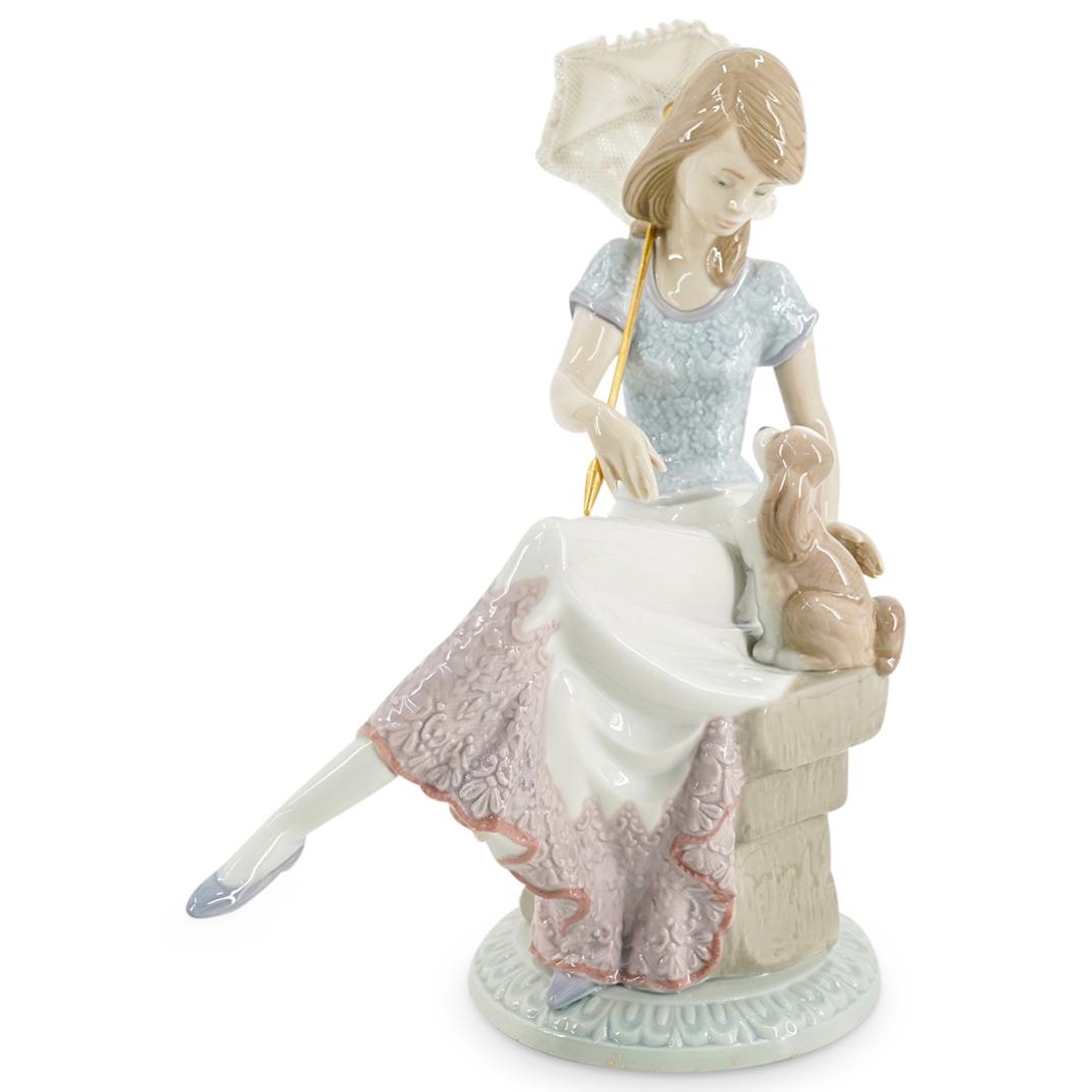Lladro Porcelain "Picture Perfect" Figurine (1 of 11)