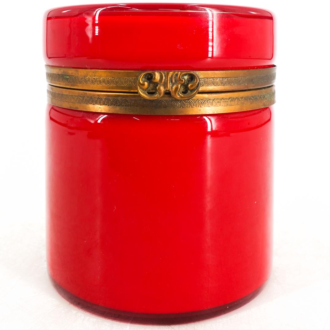 Italian Murano Red Glass Large Circular Lidded Hinged Box (1 of 3)