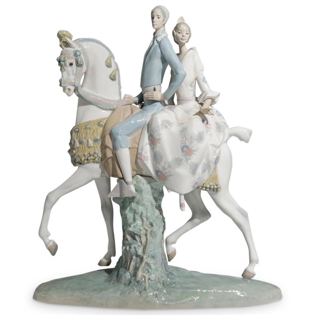 Lladro "Valencian Couple" Porcelain Figural Couple (1 of 5)