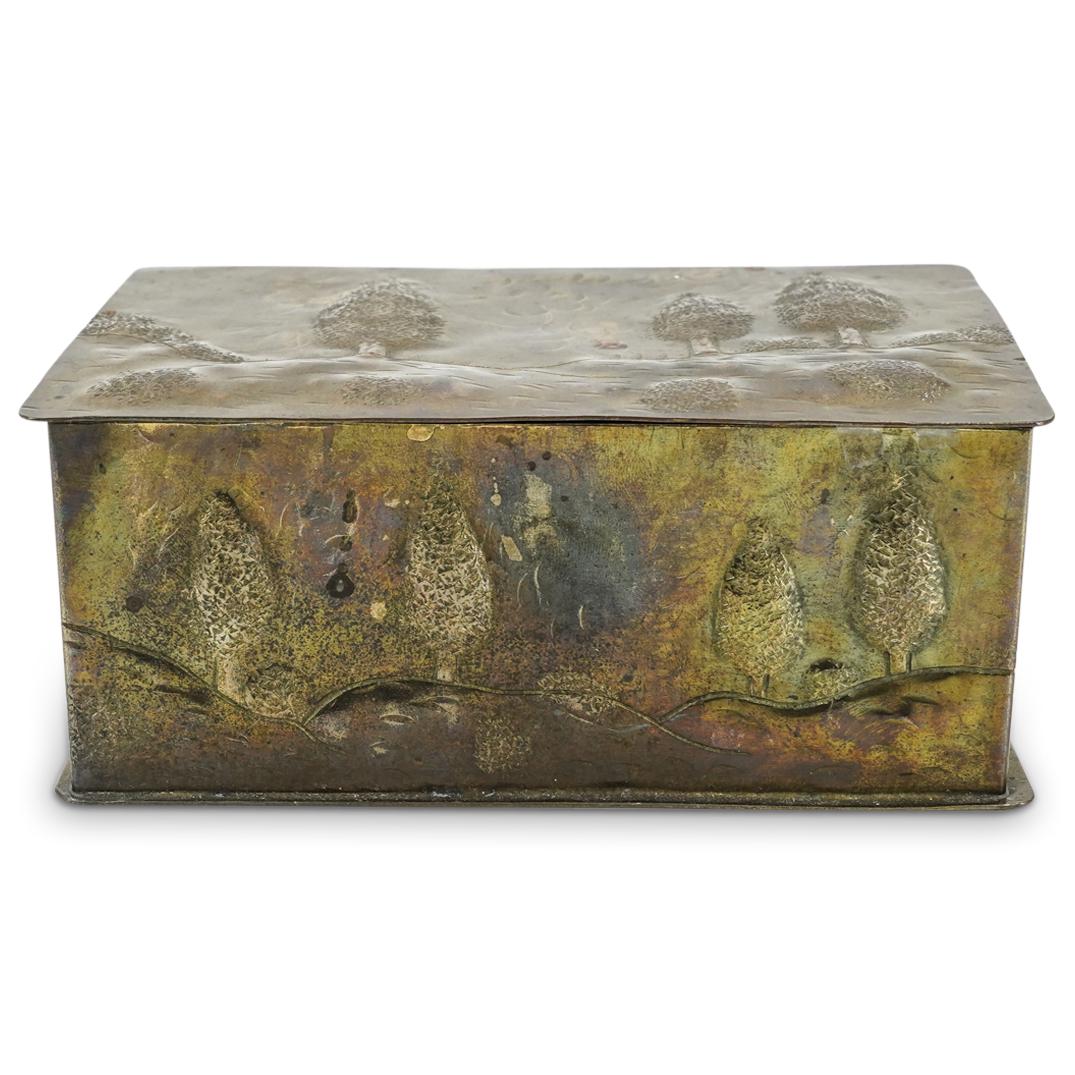 Antique Apollo Studios Hammered Copper Landscape Box: DESCRIPTION: Apollo Studios, New York, Art and Crafts era, hammered copper box with landscape decoration. Stamped: 'Apollo Studios, New York, 712' CIRCA: 1910 ORIGIN: USA, New York. DIMENSIONS: H: 2.7