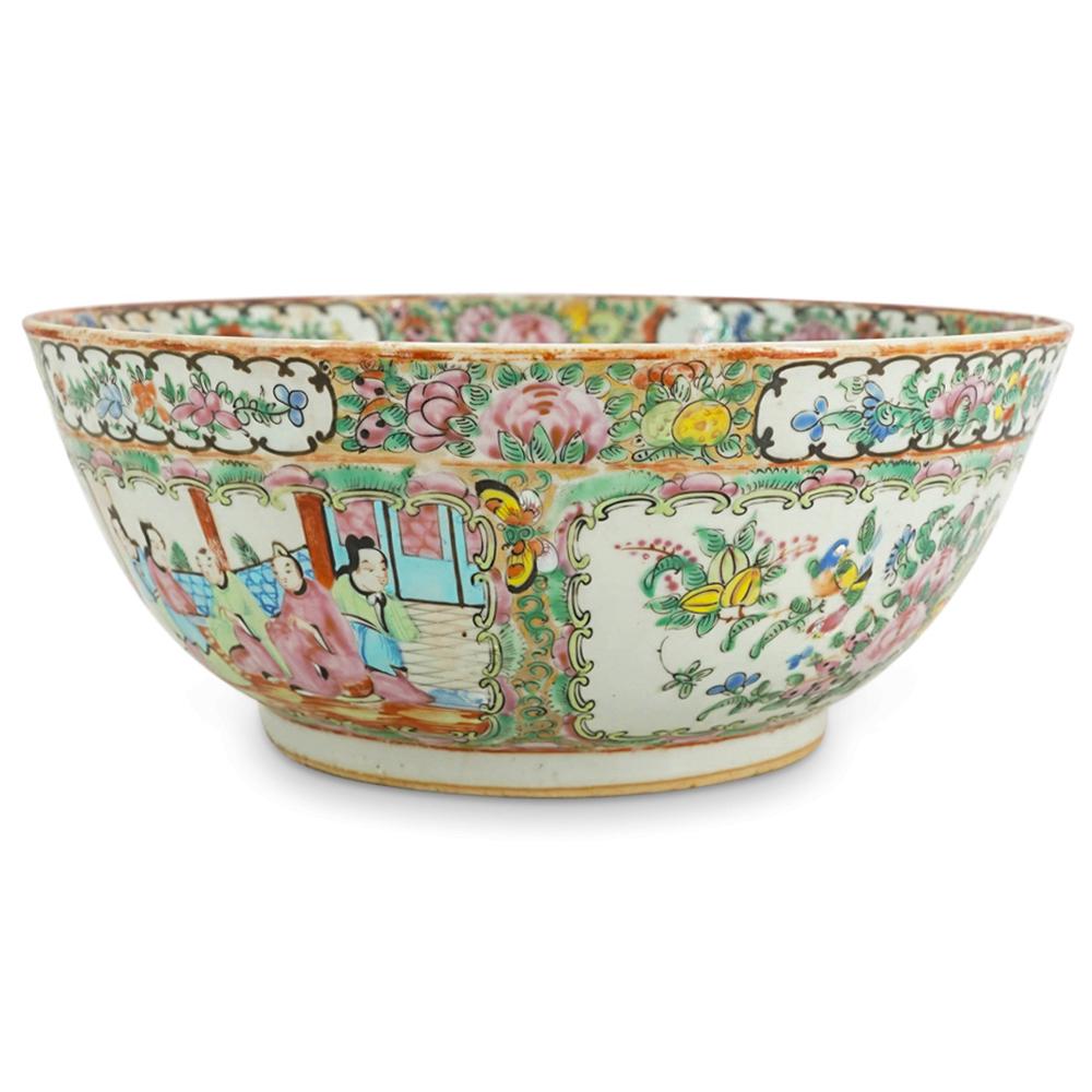 19th Cent. Chinese Rose Medallion Porcelain Bowl (1 of 6)