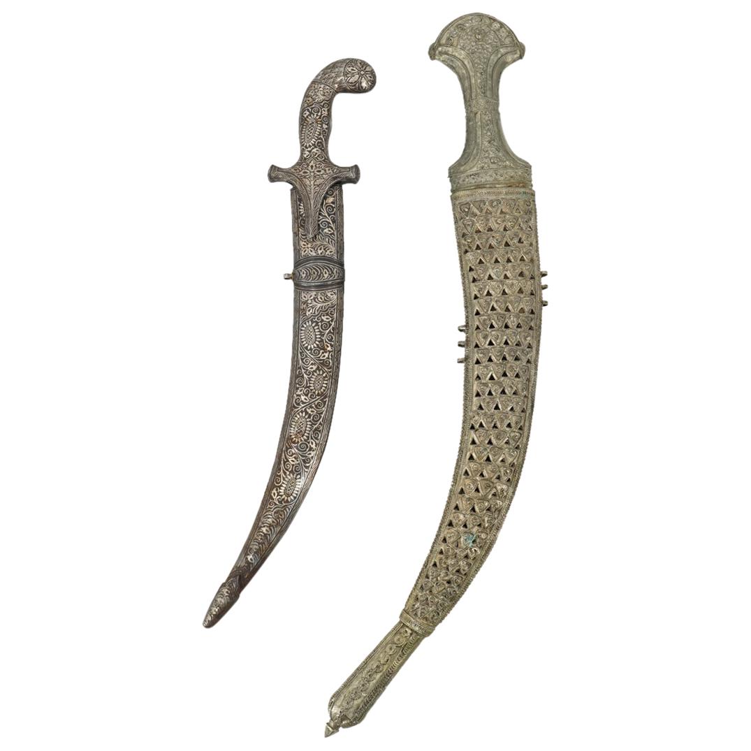 (2Pc) Antique Indo-Persian Jambiyas (1 of 15)