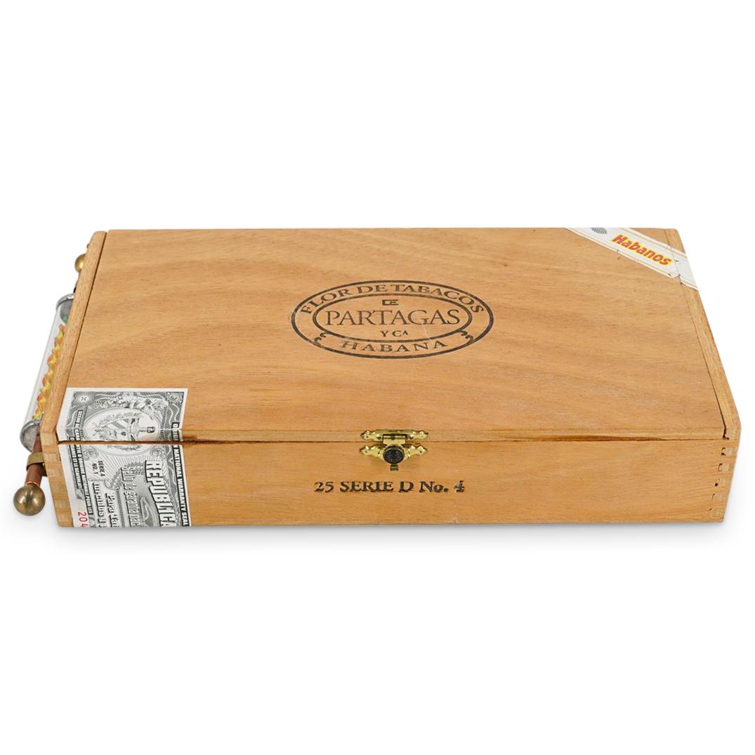 Habana Cigar Box Kaleidoscope: DESCRIPTION: Habana cigar box converted into a kaleidoscope with the viewing lens at one short side of the box and the colored glass in a tube at the opposite end. Branded on lid and underside and mar