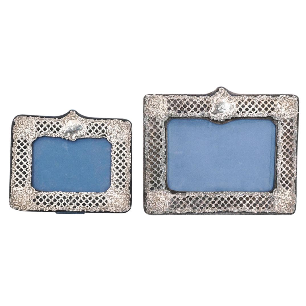 (2 Pc) Vintage English Sterling Silver Repousse Photo Frames (1 of 12)
