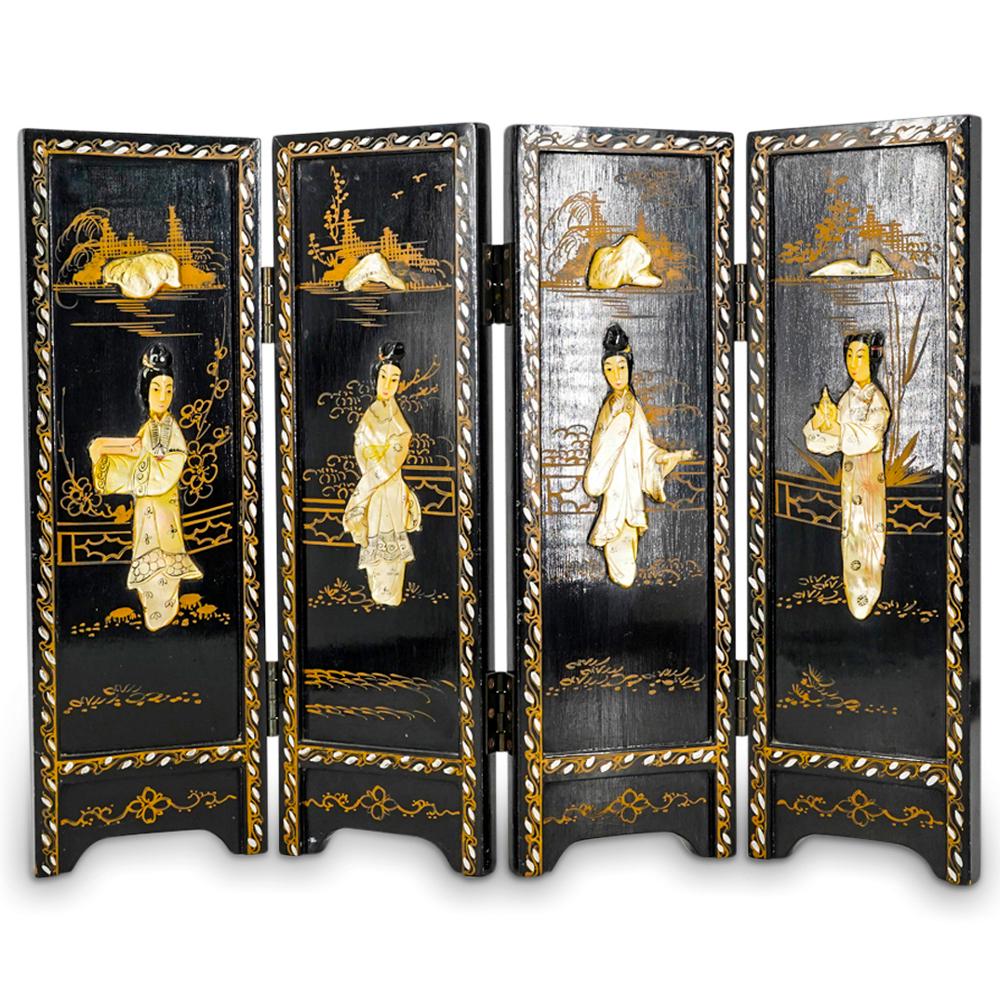 Chinese Lacquered Four Panel Desk Screen (1 of 9)