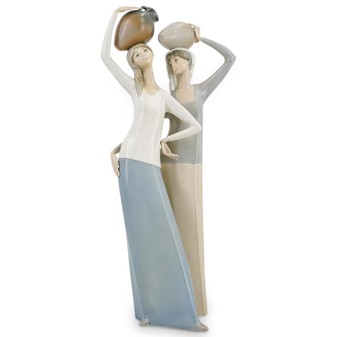 Lladro "Two Girls" porcelain Figural Group (1 of 13)