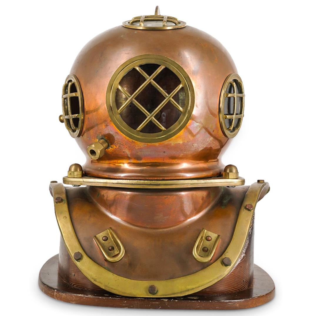 Antique Copper & Brass Deep Sea Divers Helmet (1 of 13)