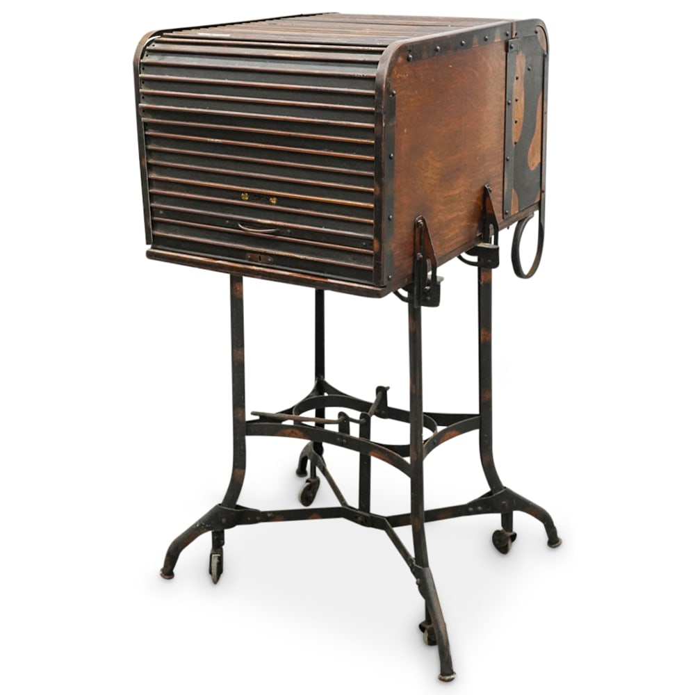 Toledo Metal Furniture Co. Traveling Clerk's Desk (1 of 9)