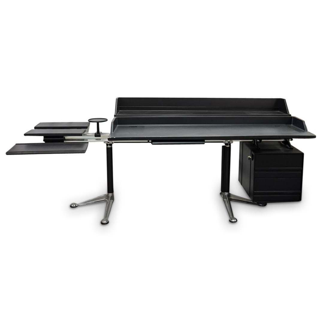 Herman Miller Bruce Berdick Desk (1 of 14)