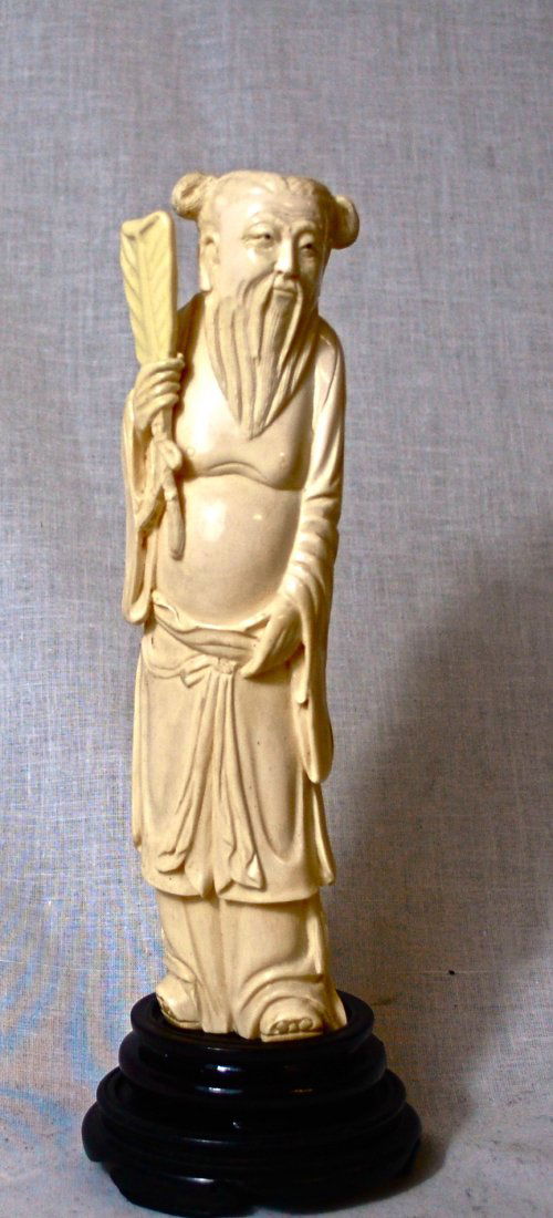 61 Antique Chinese carved ivory men figurine