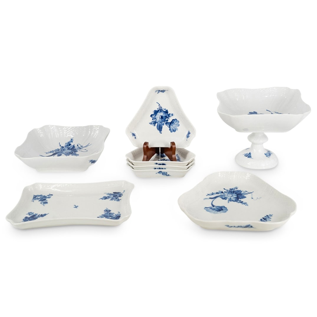 (8 Pc) Royal Copenhagen "Blue Flowers" Assorted Serving Plates Set (1 of 8)