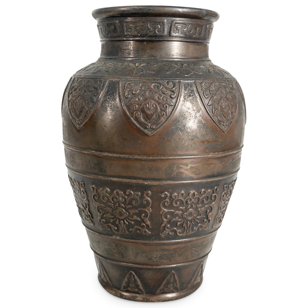 Antique Chinese Bronze Vase (1 of 3)