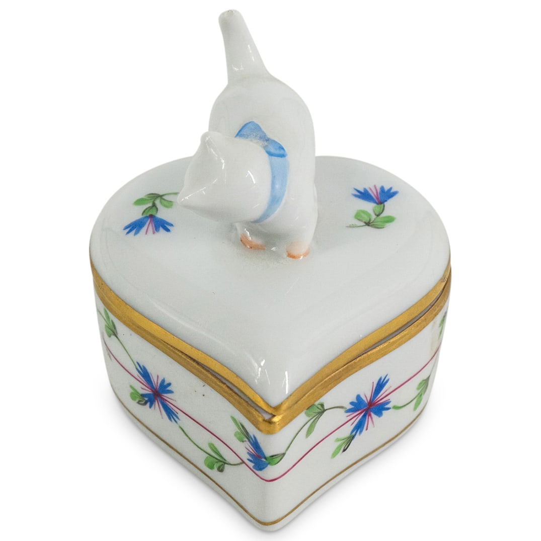 Herend Hungary Porcelain Heart Shape Box with Lid Blue Garland (PBG) (1 of 4)