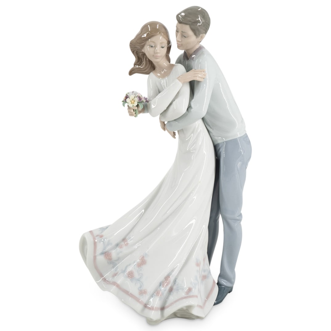 Lladro "Lover's Embrace" Glazed Porcelain Figurine (1 of 7)