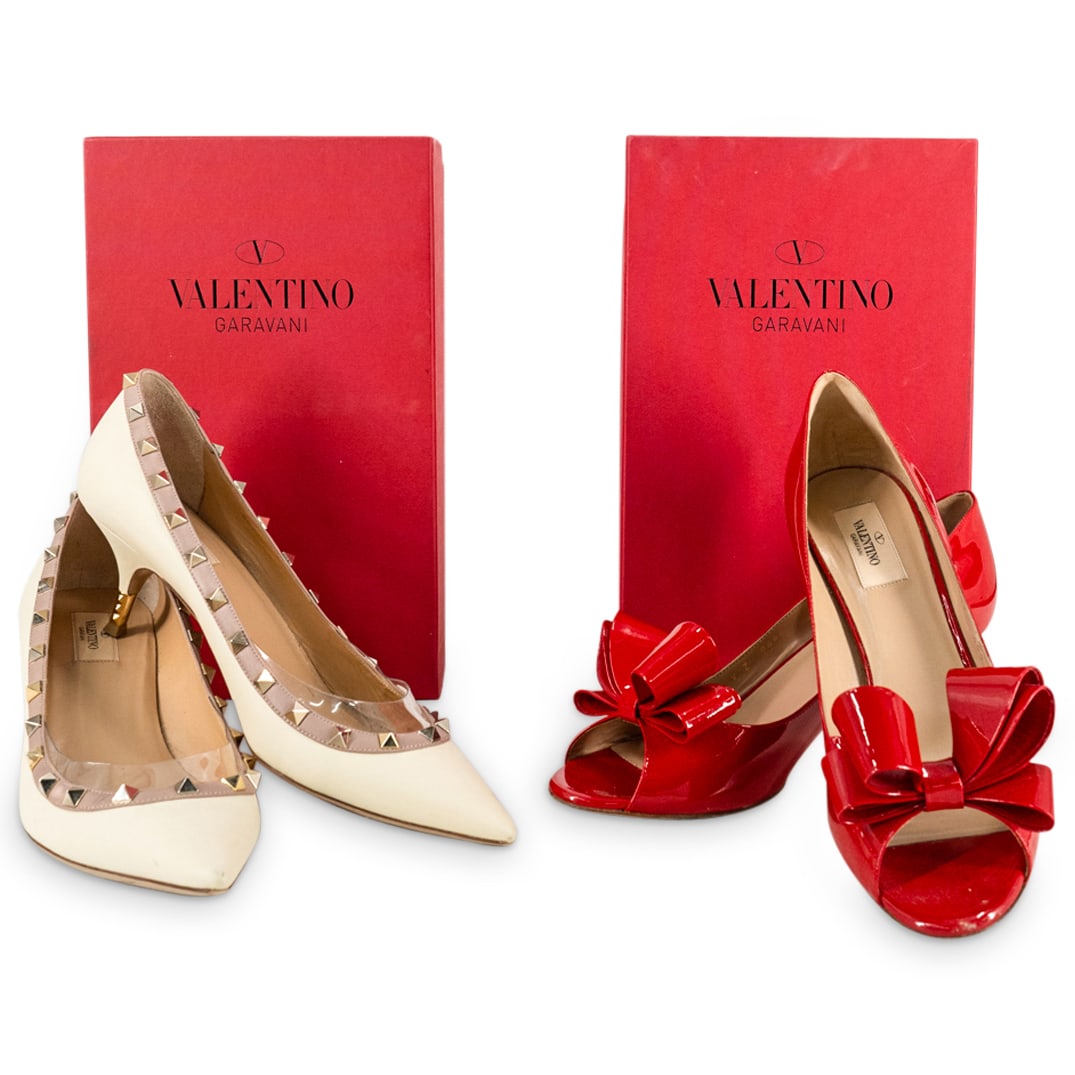Valentino Garavani Rockstud Pumps & Bow Pumps (1 of 9)