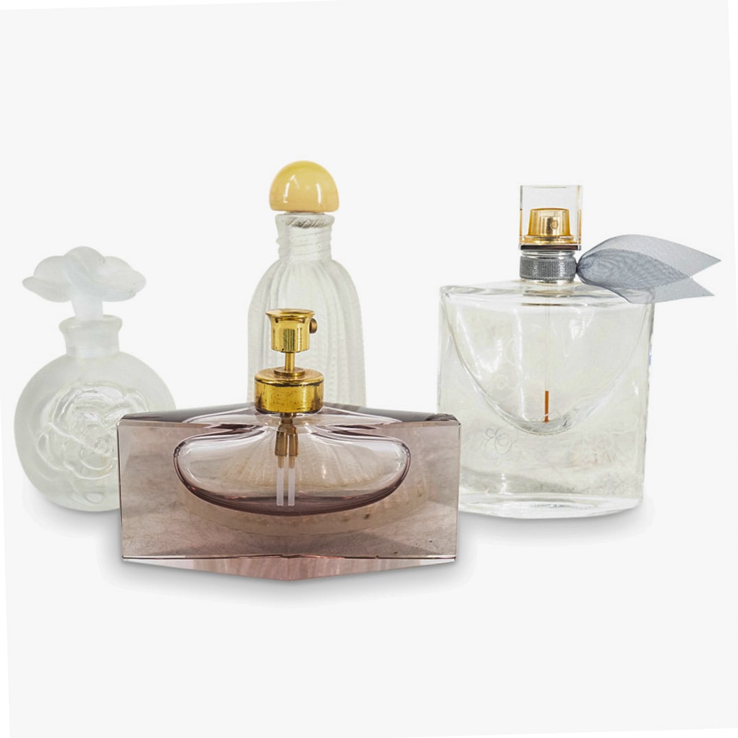 (4 Pc) Vintage Glass Perfume Bottles Grouping Set (1 of 6)