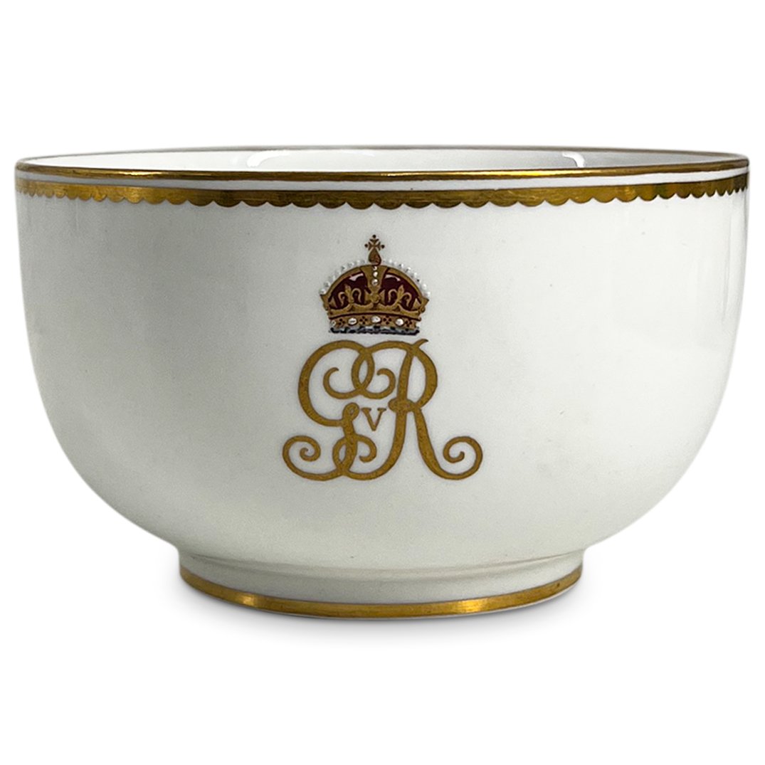 Royal Crown Derby George V Personal Service Teacup (1 of 4)