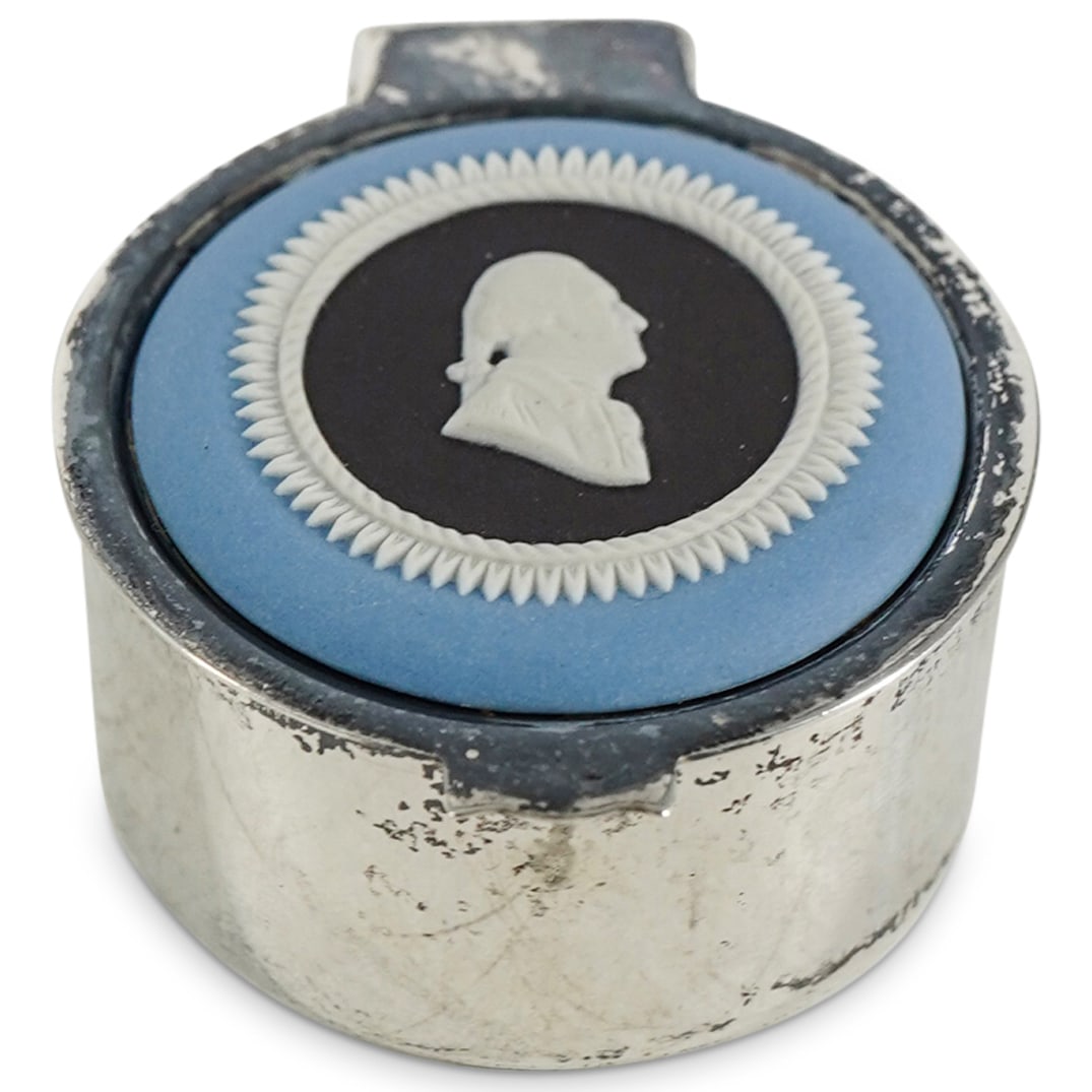 Limited Wedgwood Porcelain & Sterling Washington Cameo Box. (1 of 5)