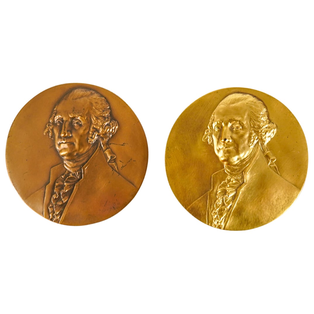 (2 Pc) Robbins Co. George Washington Bronze Medallions (1 of 5)