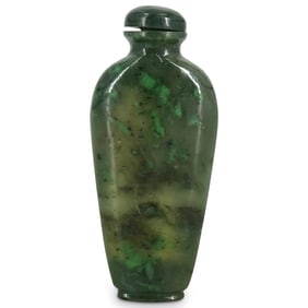 18th Cent. Chinese Spinach Jade Snuff Bottle