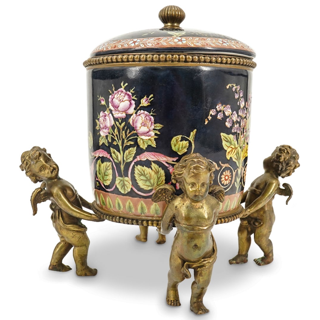 Vintage Wong Lee Chinese Porcelain & Bronze Putti Cherub Lidded Jar (1 of 11)