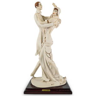 Giuseppe Armani Capodimonte "Tango" Dancers Porcelain Figurine: DESCRIPTION: Giuseppe Armani Capodimonte "Tango" dancers porcelain figurine. MAKER: Capodimonte COMPOSITION: Porcelain MODE: 437 F CIRCA: 20th Century ORIGIN: Italy DIMENSIONS: H: 16 1/4" W: 7 1/2". C