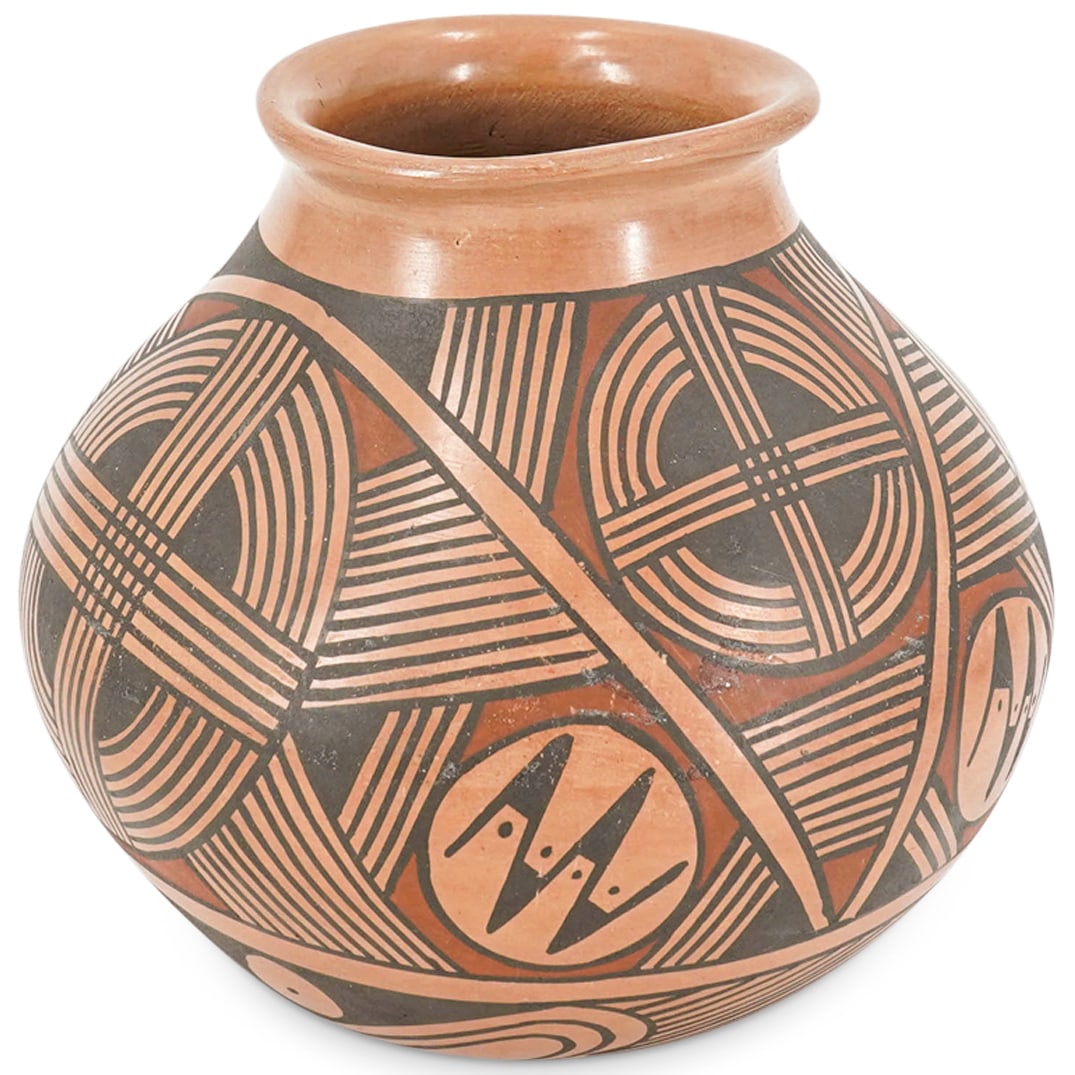 Eusebio Sandoval Mata Ortiz Ceramic Vessel (1 of 5)