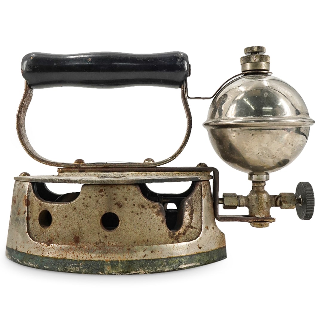 1920s Gasoline Comfort Iron By National Stamping Electric Works (1 of 6)