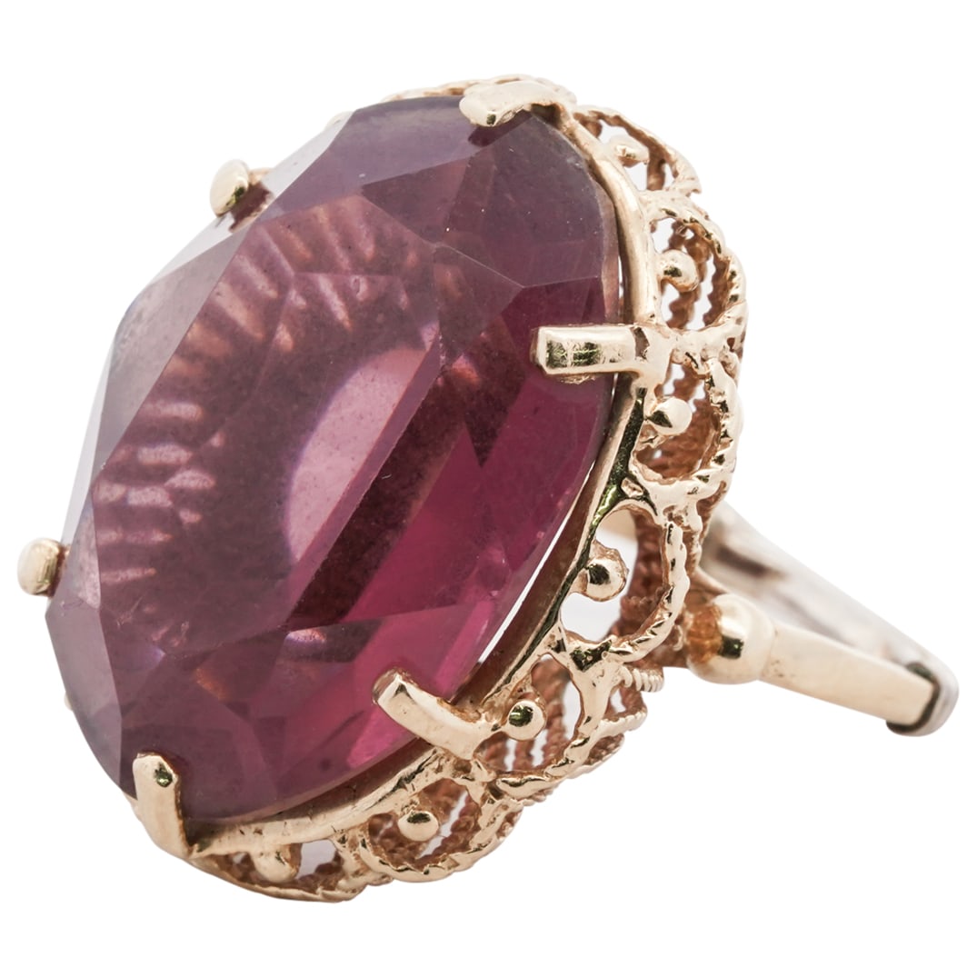 Vintage 14k Gold and Amethyst Ring (1 of 5)