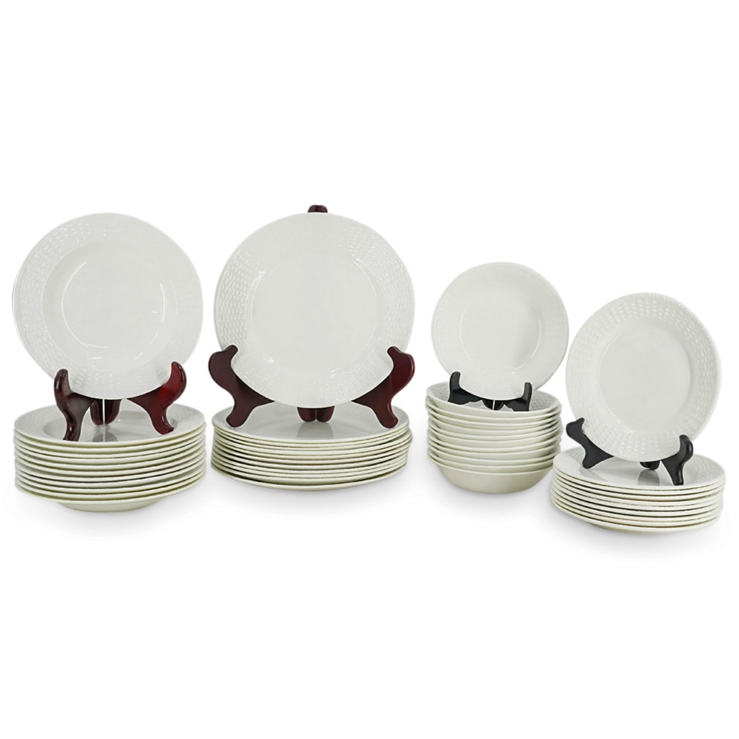 (46 Pc) Wedgwood Porcelain "Nantucket" Dinnerware Plates Set (1 of 6)