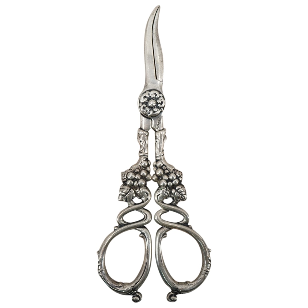 Sterling Silver Victorian Grape Shears (1 of 5)