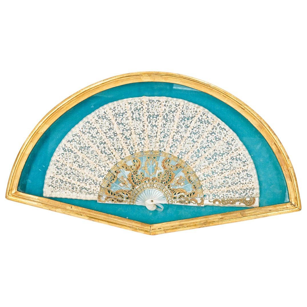 Antique French White Lace Hand Fan Framed In Shadow Box (1 of 11)