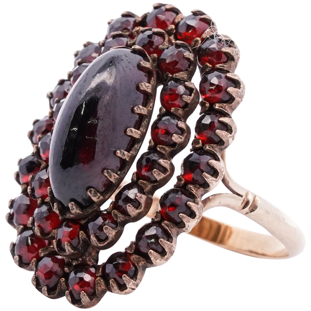 Vintage 14k Gold and Garnet Ring (1 of 5)