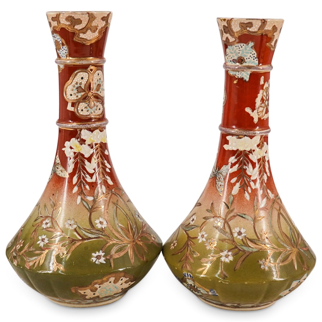 Pair Japanese Showa Era Satsuma Pottery Flower Vases (1 of 8)