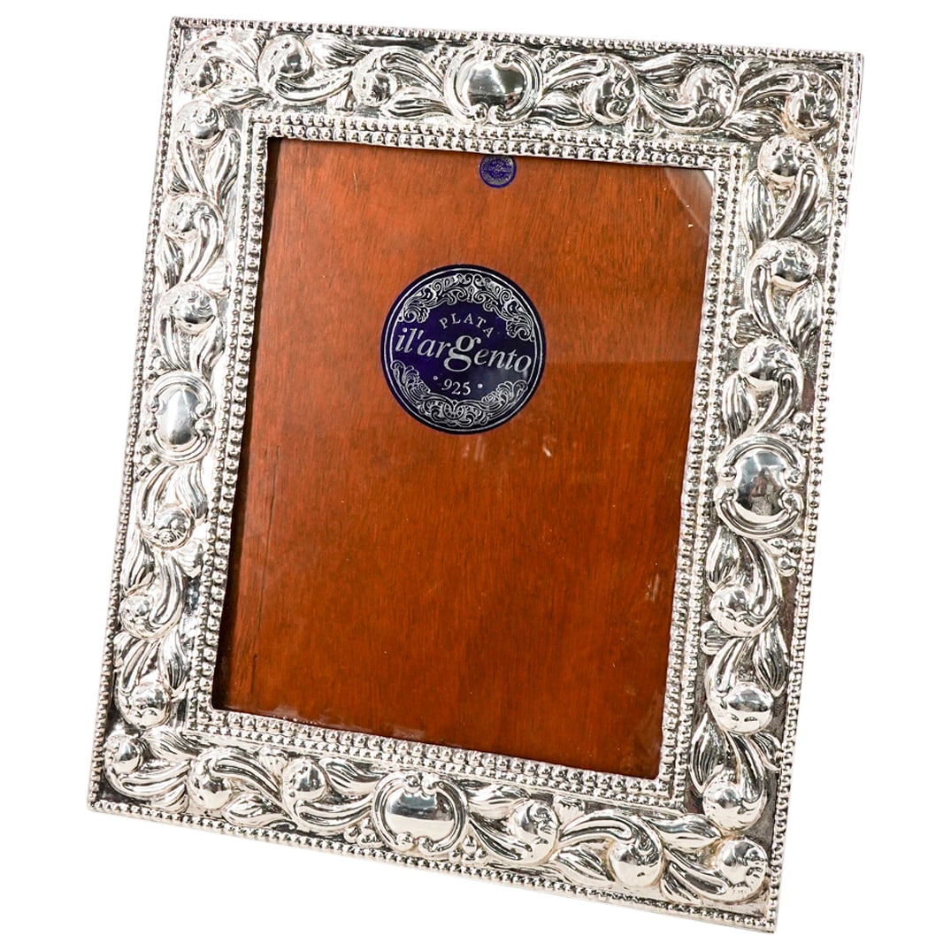 Peruvian Sterling Silver photograph frame (1 of 9)