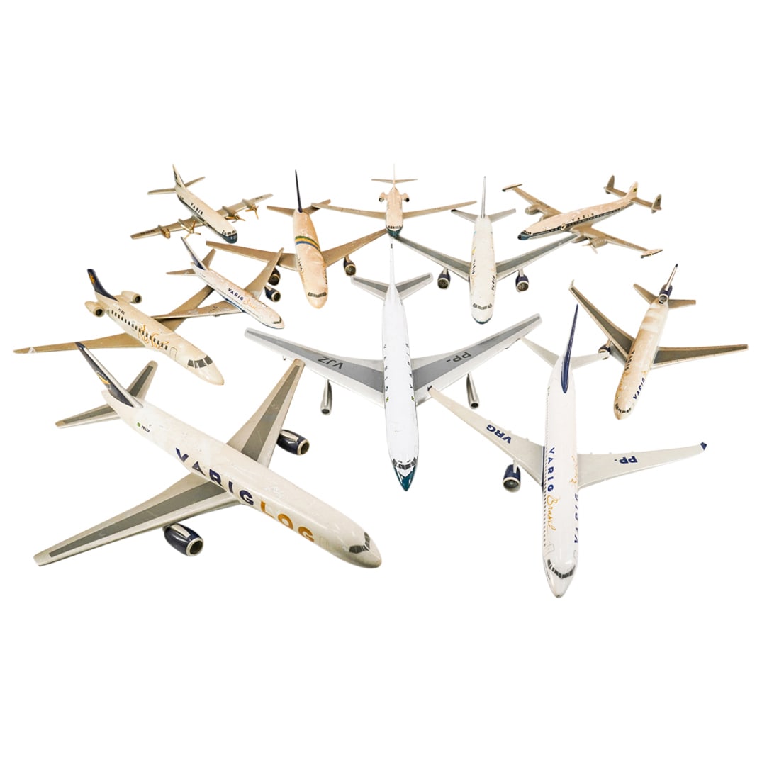 (11 Pc) Vintage VARIG Aircraft Model Collection Set (1 of 20)